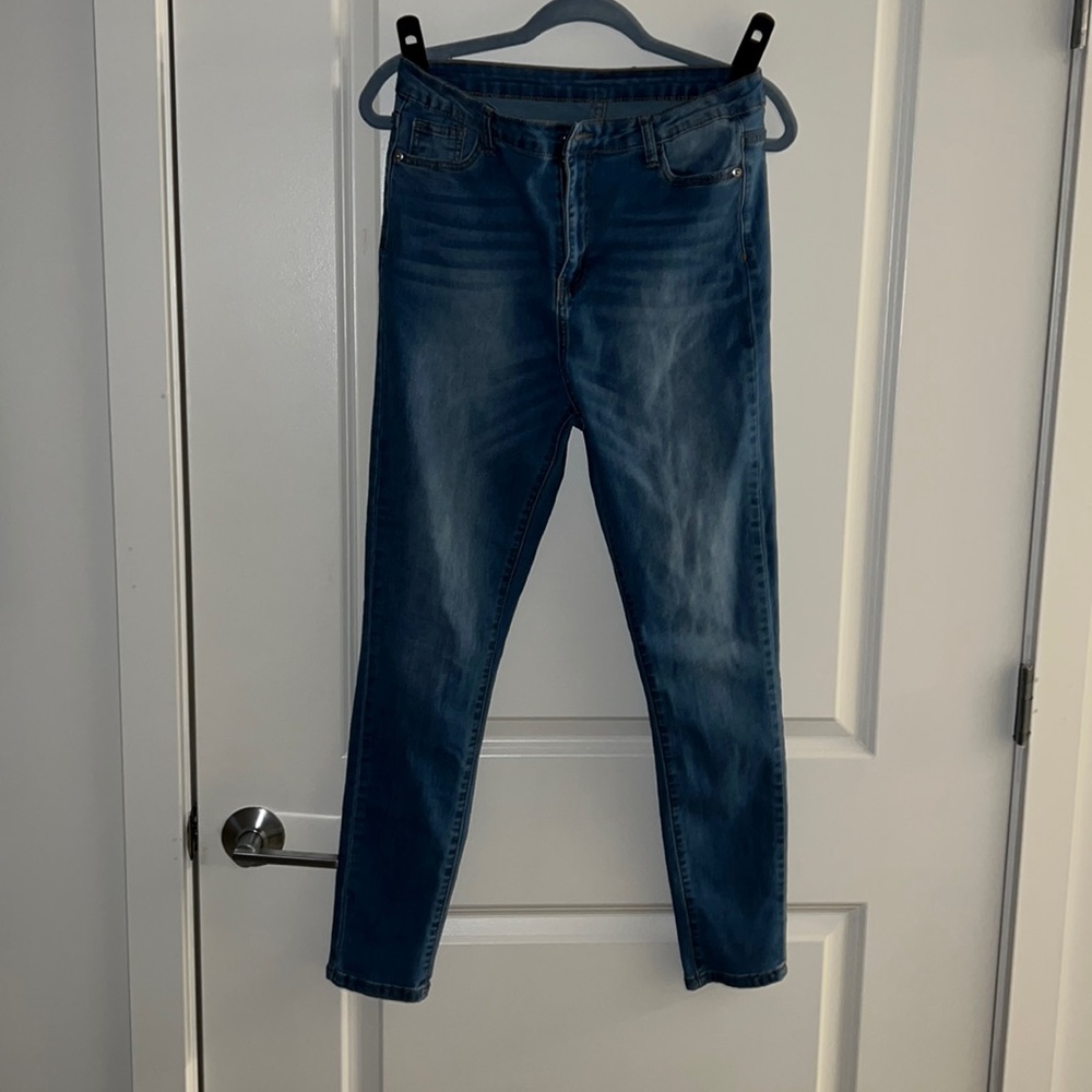 Skinny jeans